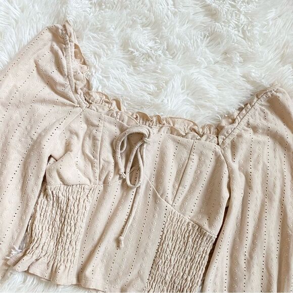 Cream Eyelet Bohemian Crop Top - Picture 2 of 5